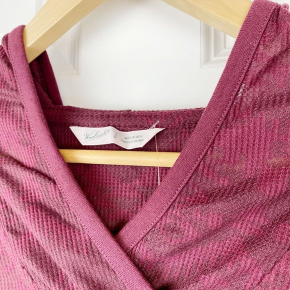 Woolrich, NWOT, Women's Semi Sheer Lightweight Long-Sleeve Hooded T-Shirt, Small - Picture 3 of 4